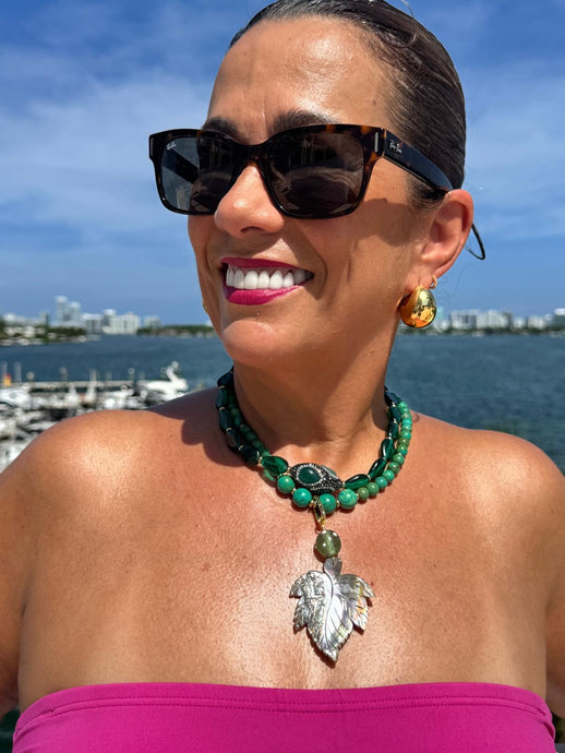 necklace with green  Turkish crystal stones