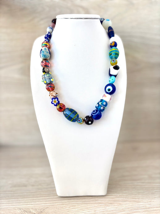 Necklace with blue crystal stones