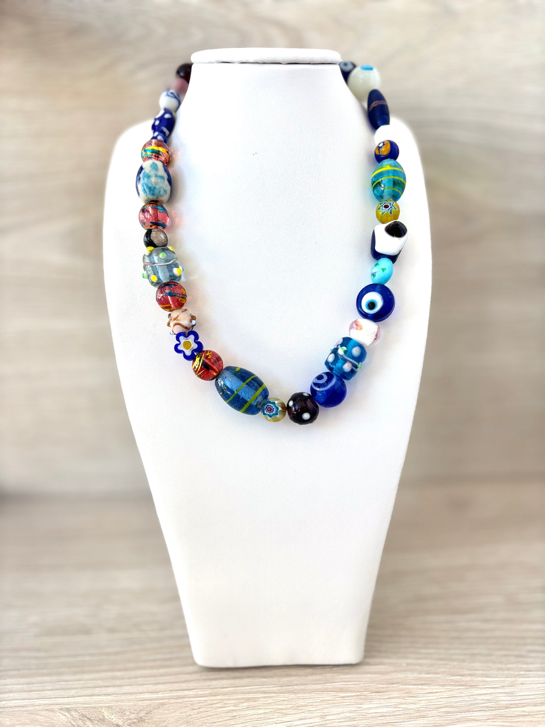 Necklace with blue crystal stones