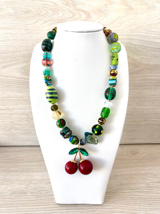 Necklace with colorful crystal stones