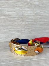 Load image into Gallery viewer, Bracelets, elegant and delicate