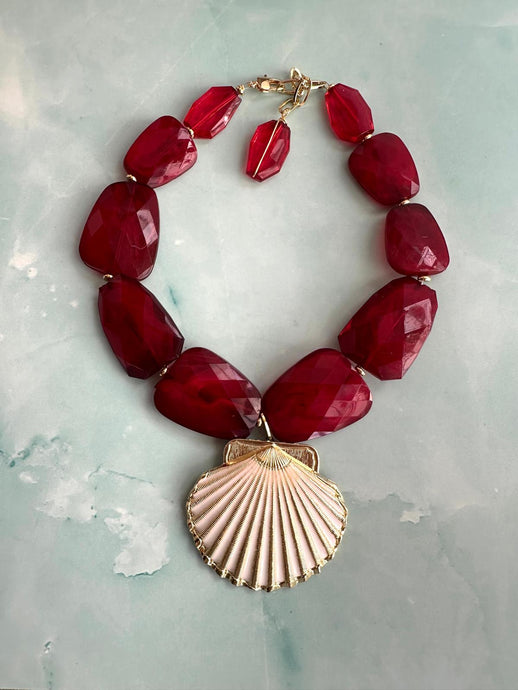 seashell necklace, with red Turkish stones