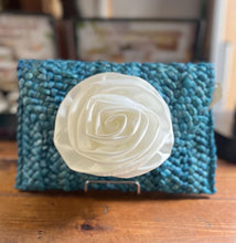 Load image into Gallery viewer, Flower Little Purse