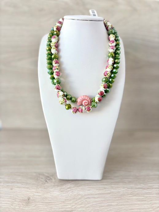 Necklace with colored Turkish stones