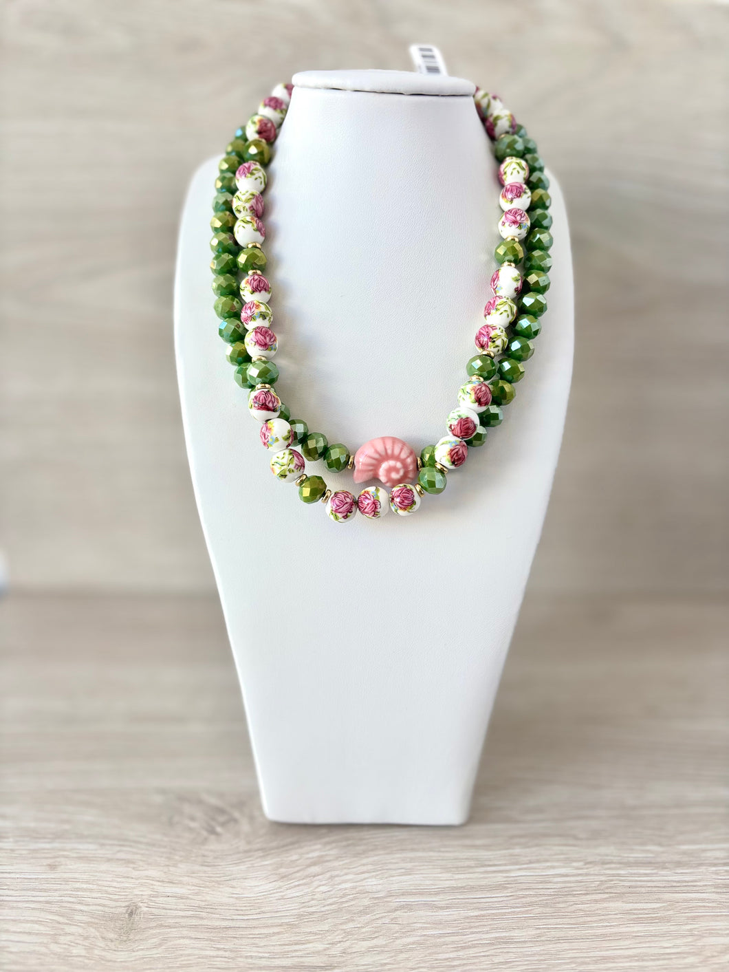 Necklace with colored Turkish stones