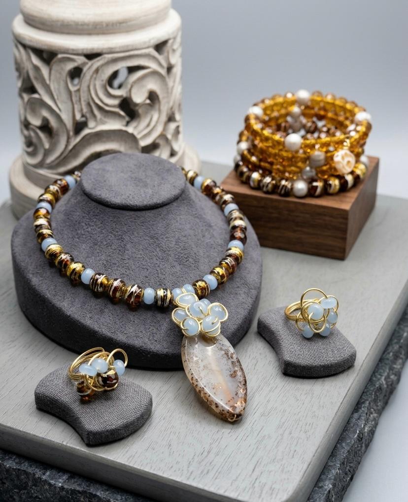Browns Tones Necklace Oval Stone